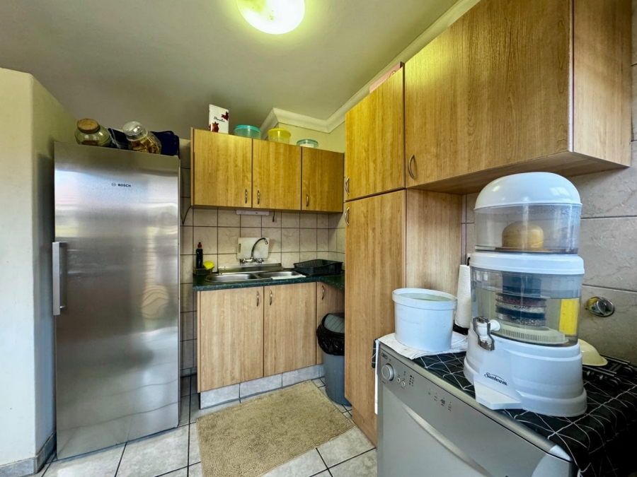 3 Bedroom Property for Sale in Heiderand Western Cape